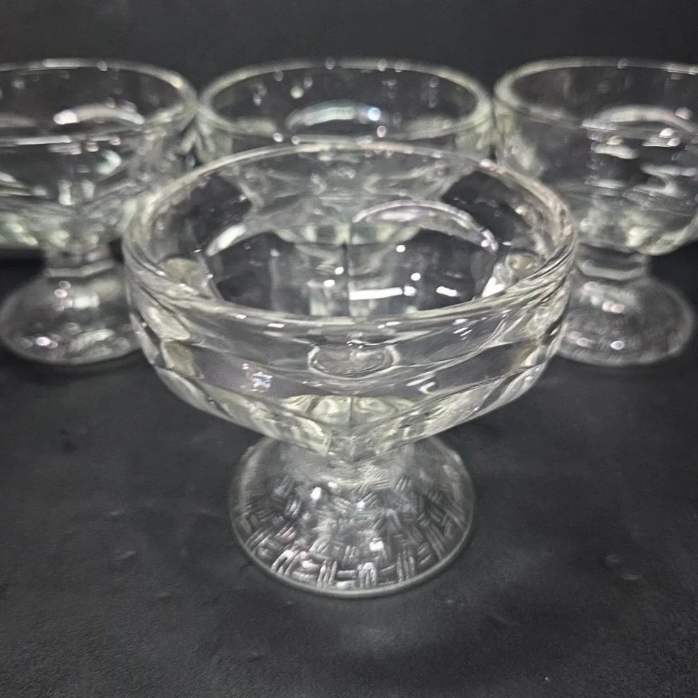 Dominion‎ Clear Sherbet Glasses, Set of 4, Vintage Textured Base Dessert Cups